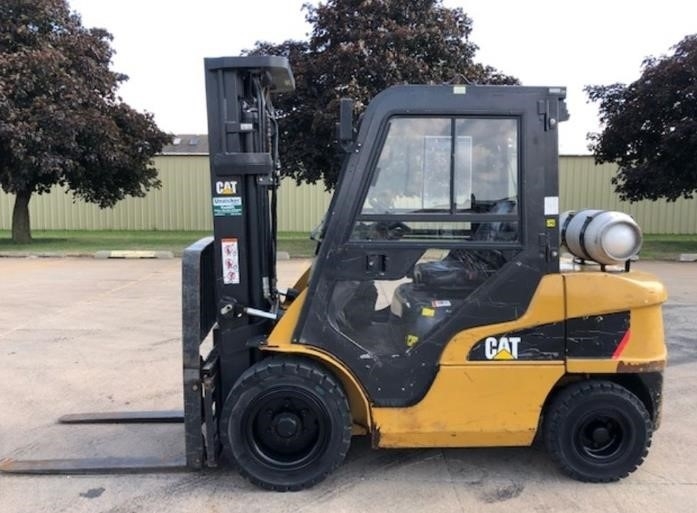 Montacargas Caterpillar 2P6500