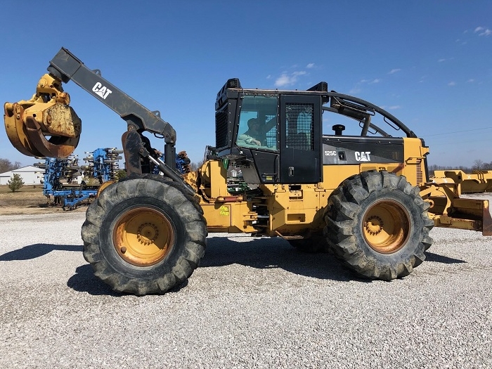 Forest Machines Caterpillar 525C