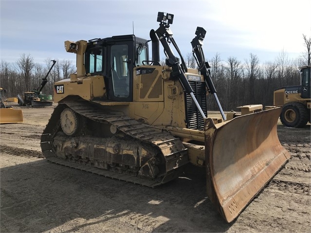 Tractores Sobre Orugas Caterpillar D6T