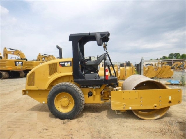 Compactadora Vibratoria Caterpillar CS44