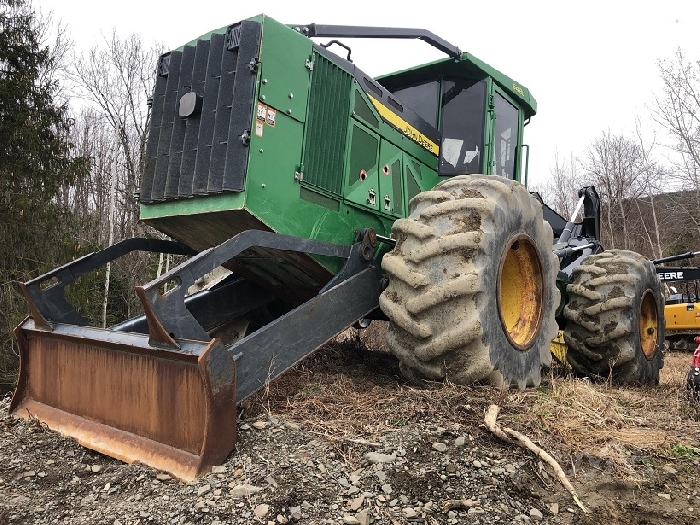 Forestales Maquinas Deere 648L