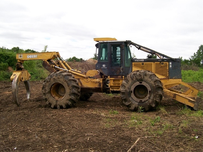 Forestales Maquinas Deere 748G