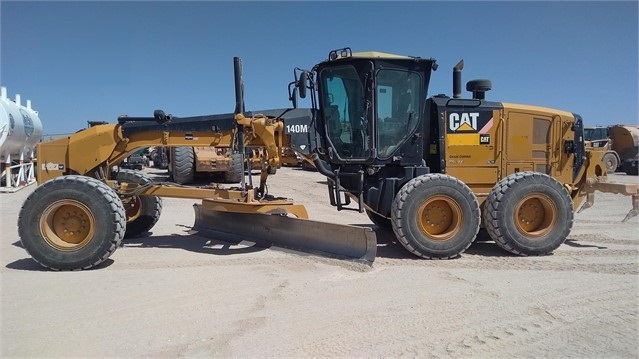 Motor Graders Caterpillar 140M