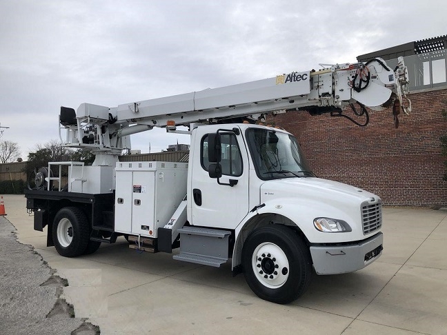 Gruas Altec DM47TR en buenas condiciones Ref.: 1589342016496612 No. 4