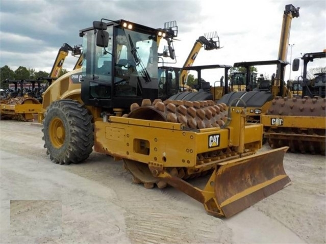 Compactadoras Suelos Y Rellenos Caterpillar CP56 importada en bue Ref.: 1590024680685826 No. 2
