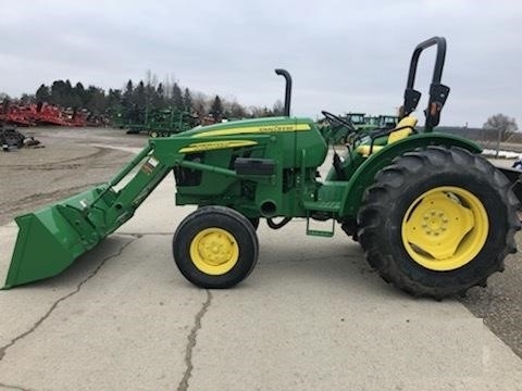 Agriculture Machines Deere 5055E