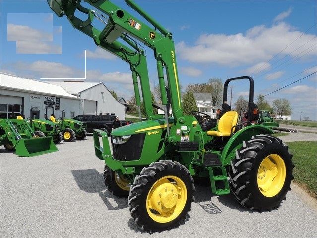 Agricultura Maquinas Deere 5065E importada en buenas condiciones Ref.: 1590681661820502 No. 3