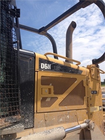Tractores Sobre Orugas Caterpillar D6N en venta Ref.: 1591390155920076 No. 3