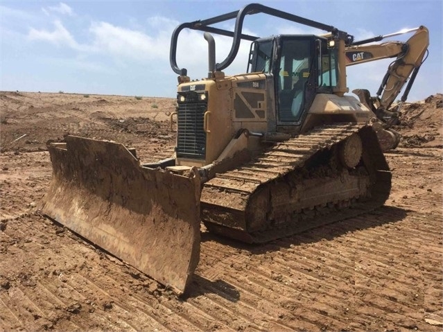 Dozers/tracks Caterpillar D6N