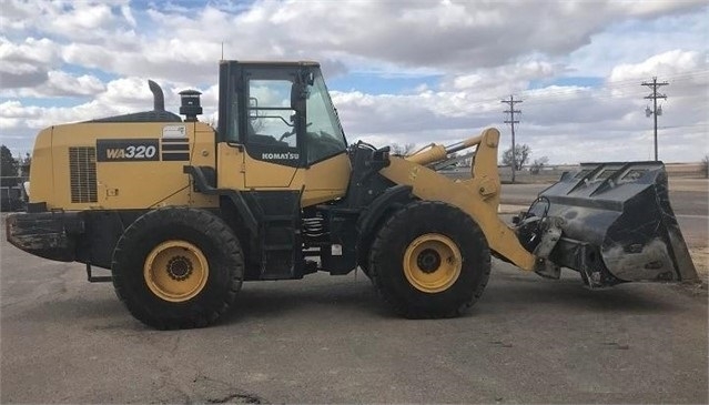 Cargadoras Sobre Ruedas Komatsu WA320