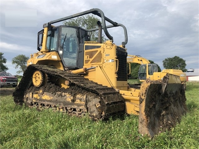 Tractores Sobre Orugas Caterpillar D6N usada en buen estado Ref.: 1595547513168334 No. 2