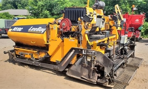 Pavers Leeboy 8520