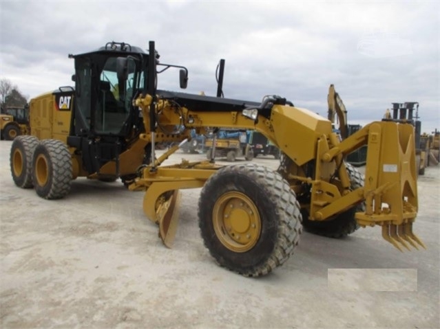 Motoconformadoras Caterpillar 12M