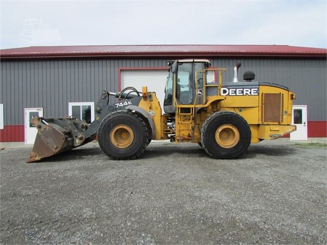 Cargadoras Sobre Ruedas Deere 744K