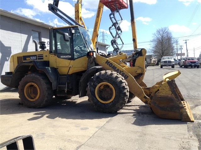 Cargadoras Sobre Ruedas Komatsu WA320