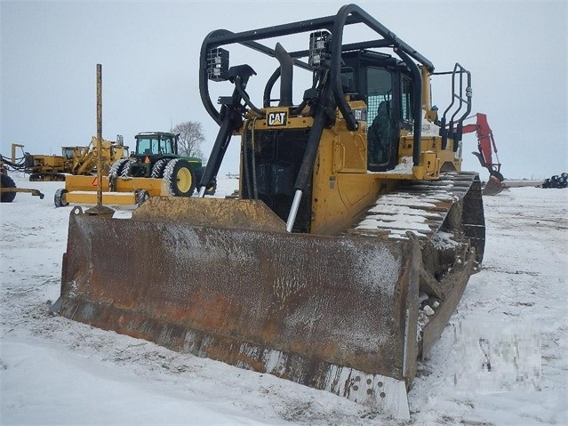 Tractores Sobre Orugas Caterpillar D6T de segunda mano en venta Ref.: 1612563679532855 No. 2