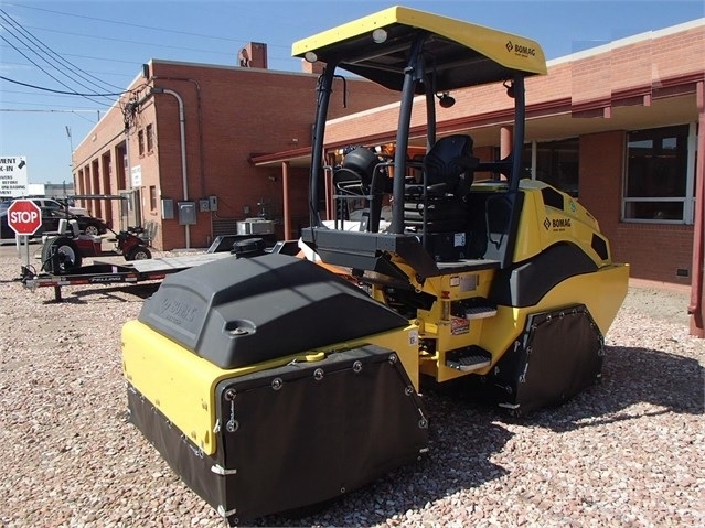 Compactadora Con Llantas Bomag BW11RH