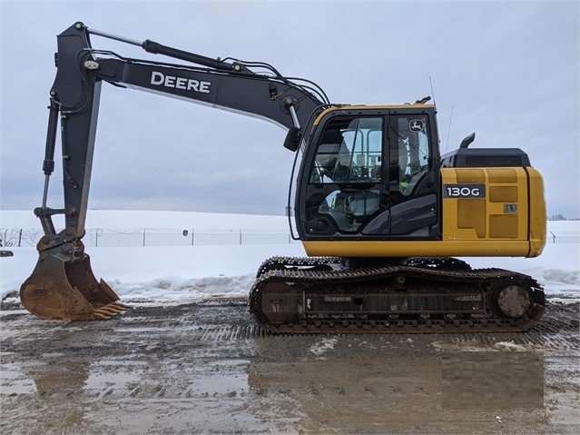 Hydraulic Excavator Deere 130G