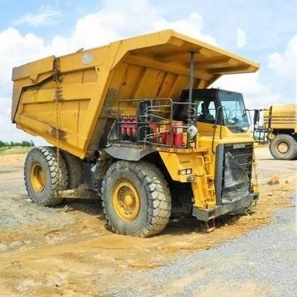 Camiones De Carga Komatsu HD465