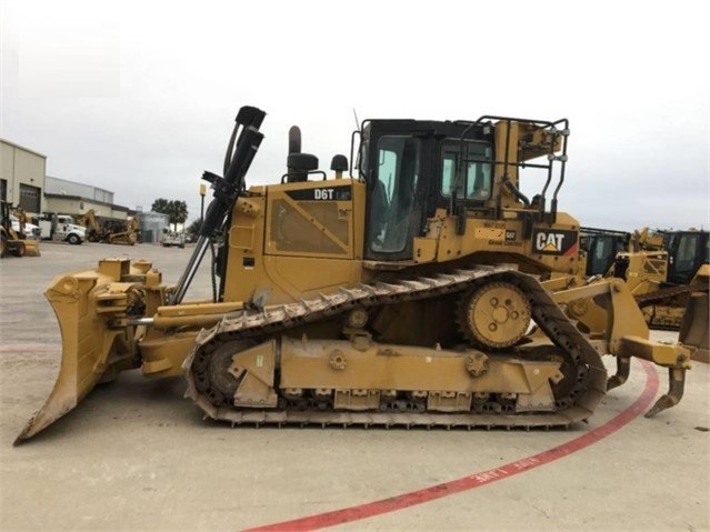 Tractores Sobre Orugas Caterpillar D6T