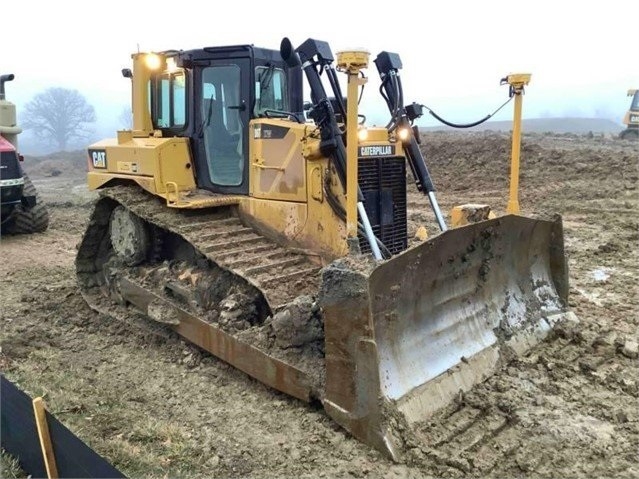 Tractores Sobre Orugas Caterpillar D6T