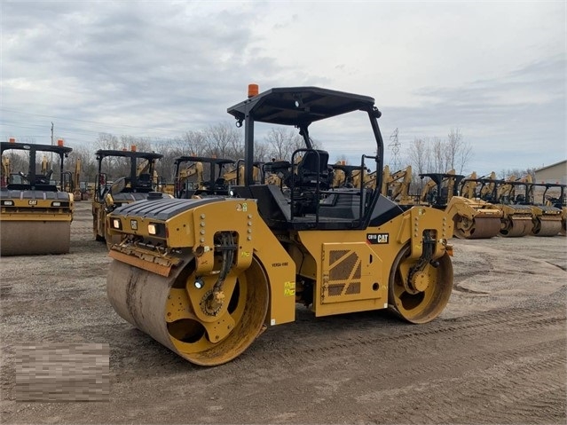 Compactadora Vibratoria Caterpillar CB10 de segunda mano Ref.: 1618441142286347 No. 4