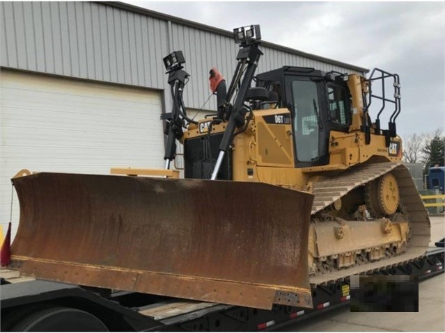 Dozers/tracks Caterpillar D6T