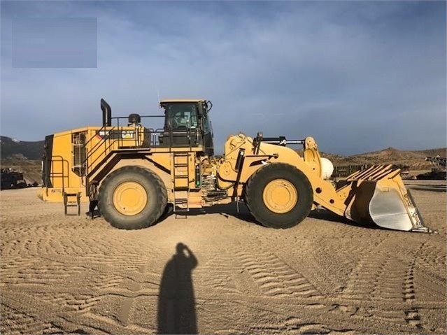 Cargadoras Sobre Ruedas Caterpillar 988K seminueva en perfecto es Ref.: 1619033636573937 No. 2