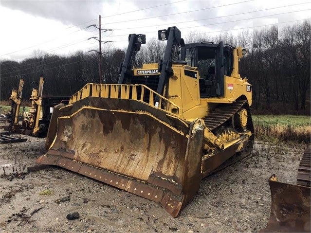 Dozers/tracks Caterpillar D8T