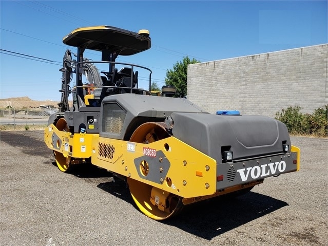 Compactadora Vibratoria Volvo DD110