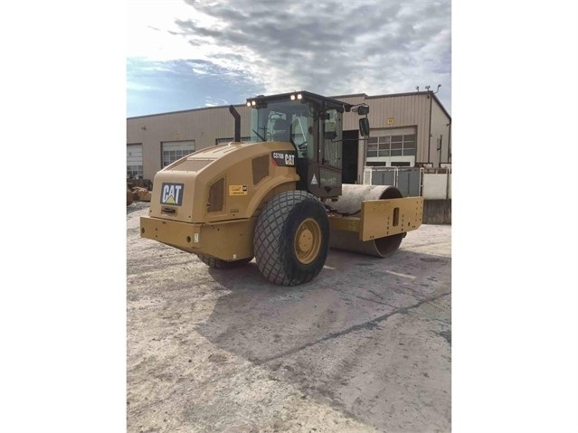 Compactadora Vibratoria Caterpillar CS76 usada en buen estado Ref.: 1620936250280414 No. 3