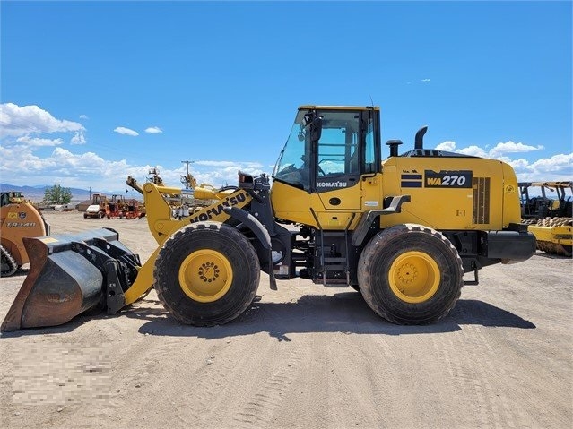 Cargadoras Sobre Ruedas Komatsu WA270