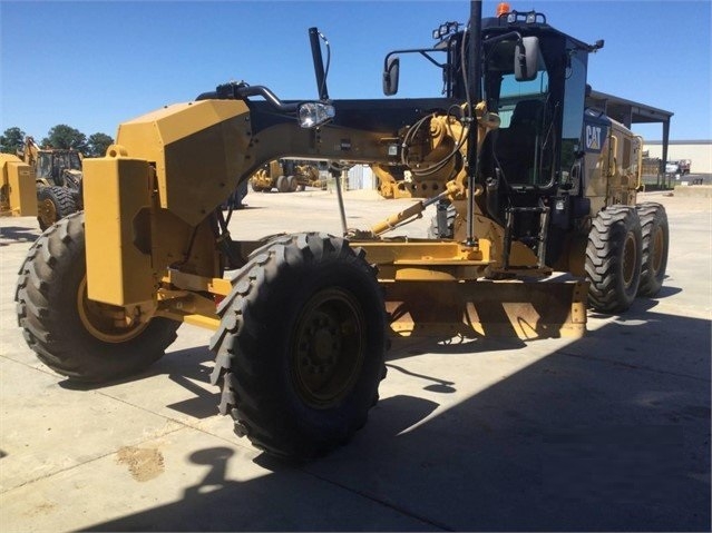 Motoconformadoras Caterpillar 12M