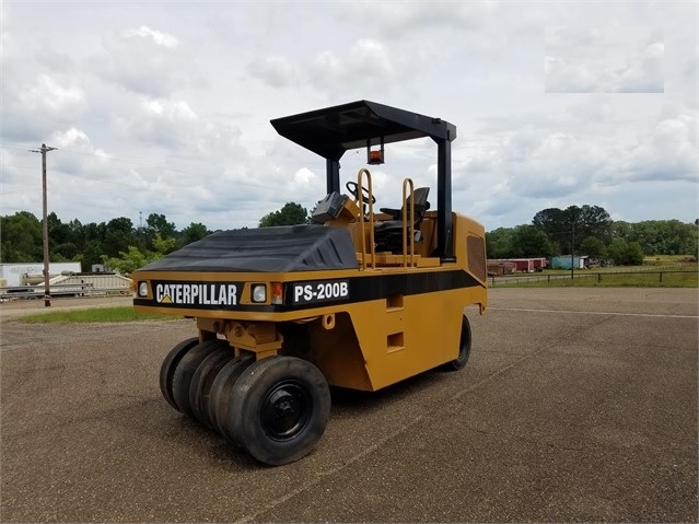 Compactors Tires Asphalt Caterpillar PS-200B