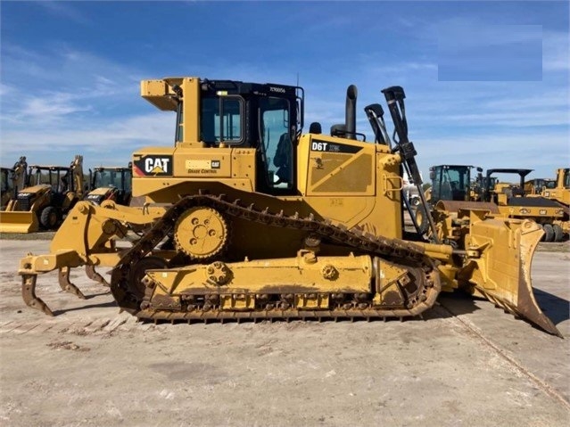 Tractores Sobre Orugas Caterpillar D6T