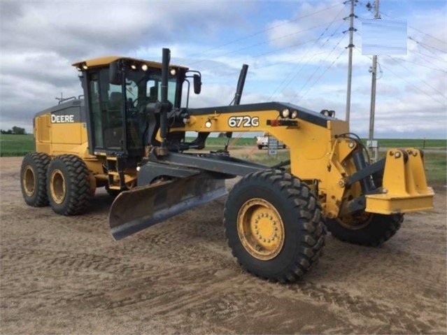 Motoconformadoras Deere 672G