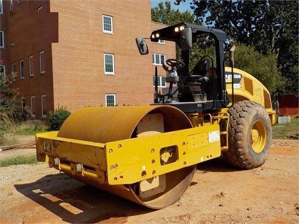 Compactadora Vibratoria Caterpillar CS54