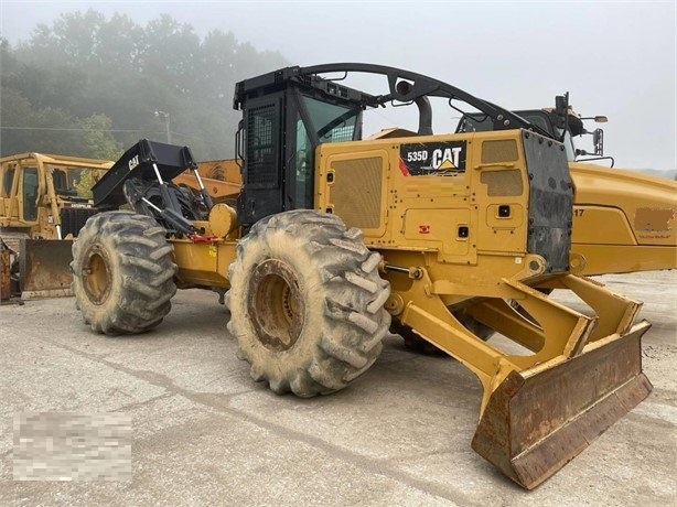 Forestales Maquinas Caterpillar 535D de medio uso en venta Ref.: 1634244471362506 No. 2