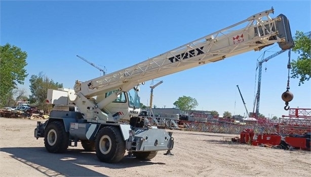 Gruas Terex RT230 seminueva en perfecto estado Ref.: 1634841993929820 No. 2