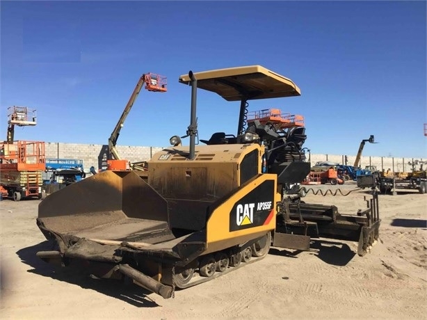 Pavimentadoras Caterpillar AP-355