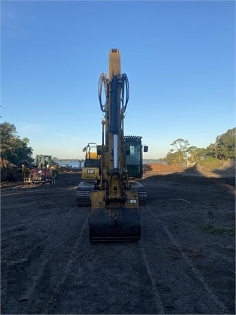 Excavadoras Hidraulicas Caterpillar 320 de segunda mano en venta Ref.: 1640648113825716 No. 3