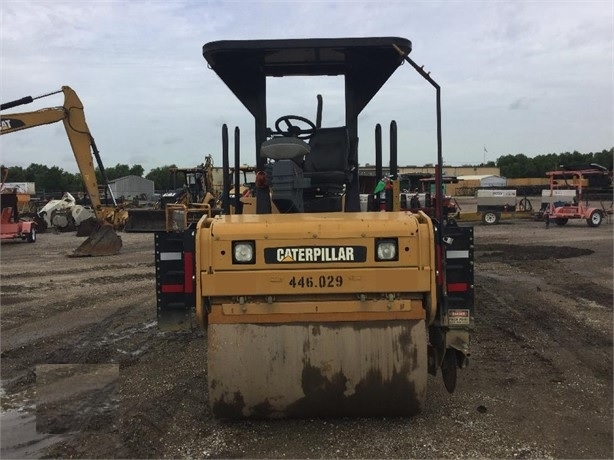 Compactadora Vibratoria Caterpillar CB-434D