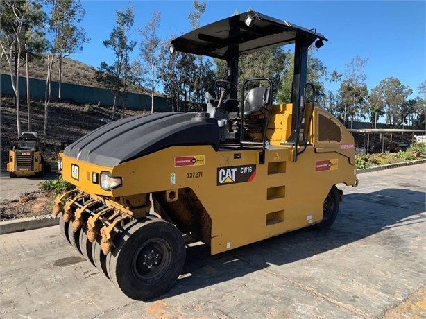 Compactadora Con Llantas Caterpillar CW16