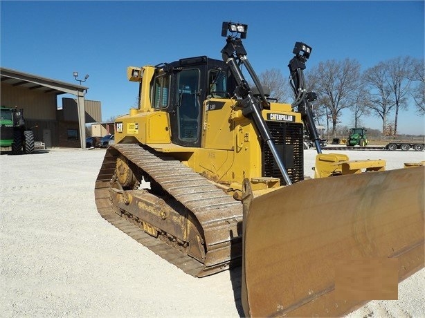 Dozers/tracks Caterpillar D6T