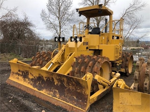 Compactadoras Suelos Y Rellenos Caterpillar 815B