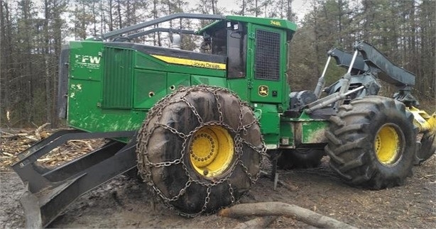 Forestales Maquinas Deere 748L