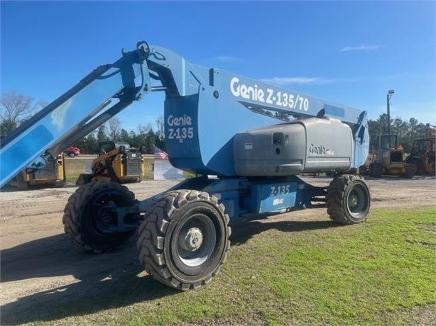 Plataformas Elevadoras Genie ZX135/70