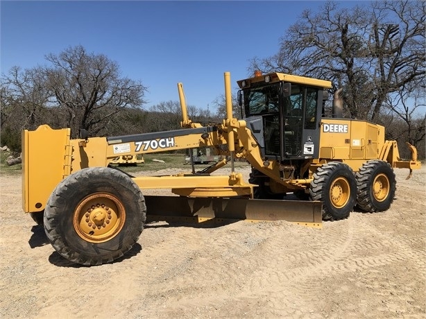 Motoconformadoras Deere 770CH