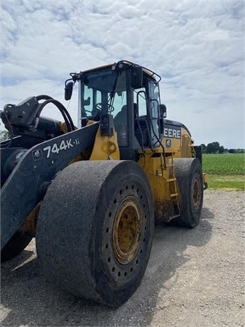 Cargadoras Sobre Ruedas Deere 744K