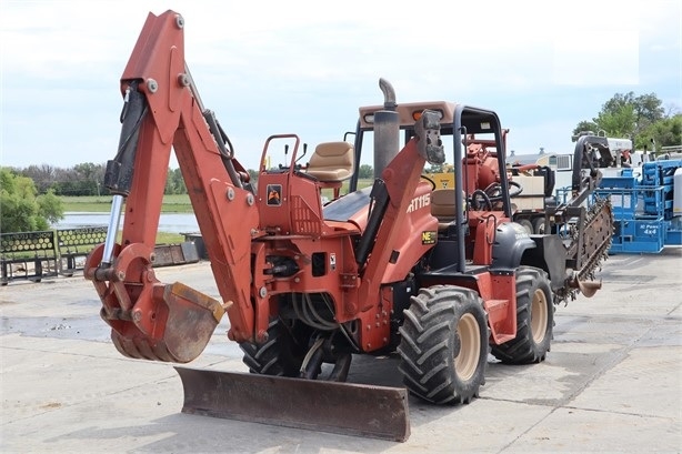 Zanjadora Ditch Witch RT115